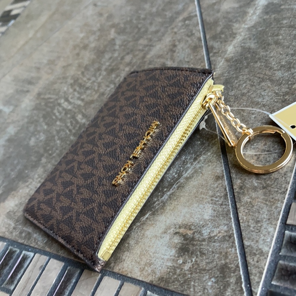 Michael Kors Small TZ Coinpouch with ID - Picture 4 of 16